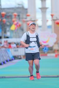 BIB: 5460
                            <button type="button" onclick="openModal(21765694)" class="btn btn-primary btn-sm float-right btn-popup" data-toggle="modal" data-target=".modal-high-quality">
                        <i class="fas fa-shopping-cart"></i> Add to Cart
                    </button>
                                            <button type="button" onclick="isThisMe(21765694, true)" class="btn btn-success btn-sm float-right btn-popup btn-isme hidden" data-toggle="tooltip" data-placement="bottom" title="นี่คือรูปของคุณใช่ไหม คลิกที่นี่เพื่อเอาเข้าอัลบั้ม">
                        <i class="fas fa-plus"></i> Add to album
                    </button>
                    <button type="button" onclick="isThisMe(21765694, false)" class="btn btn-warning btn-sm float-right btn-popup btn-isnotme hidden">
                        <i class="fas fa-ban"></i> Remove from album
                    </button>